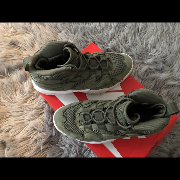 ❤️❤️MAKE AN OFFER❤️❤️ Nike Air Max - Picture 3 of 4